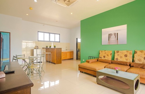 Ratsada Hotel | AJ Residence: Budget-Friendly Stay with Family Amenities