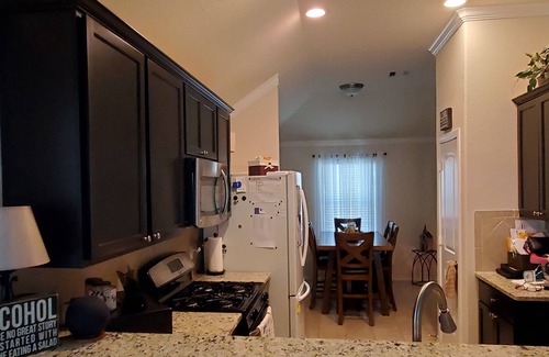 Tomball House | Affordable Getaway at Ajeueudueufig with Pool & Kitchen