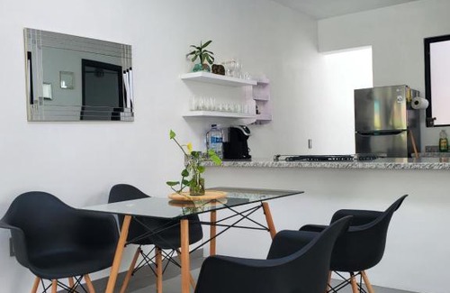 Ajijic Apartment | Modern Ajijic Apartment with Family and Pet-Friendly Perks
