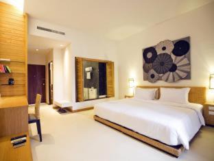 Ko Kood Resort | Beachfront Bliss at Cham's House - 4-Star Ocean Retreat