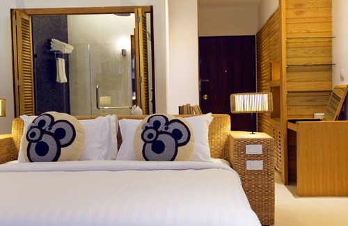 Ko Kood Resort | Relax at Cham's House: 4-Star Ocean View with Pool & Spa