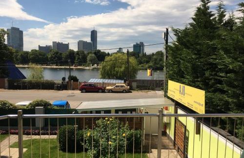 Donaustadt Apartment | Serene AJO Vienna Lake View with Contactless Check-in