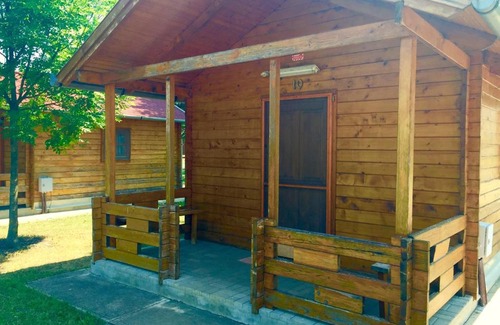 Karcag House | Relax at Akácliget Gyógy-és Strandfürdő with Pool & Hot Tub