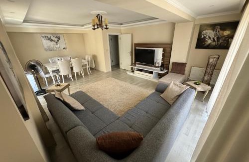 Canakkale Apartment | Family-Friendly Ak Home Dublex: Rated 9.6/10 by Guests