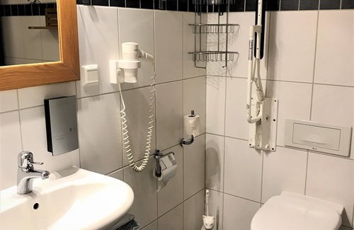 Uppsala Hotel | Akademihotellet: Exceptional Comfort with Spa and Kitchen