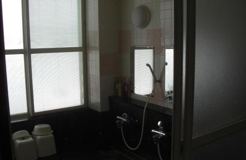 Myoko Hotel | Discover Akakura Yours Inn: Family-Friendly & Hot Tub Bliss