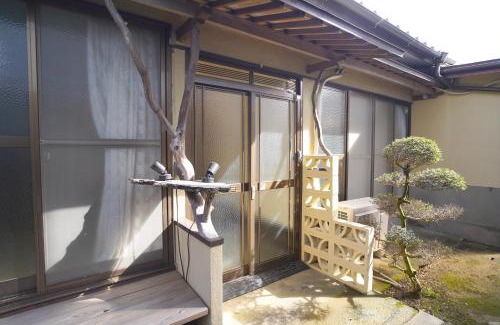 Karatsu Apartment | Discover AKARIYA別館: Family-Friendly with a Hot Tub