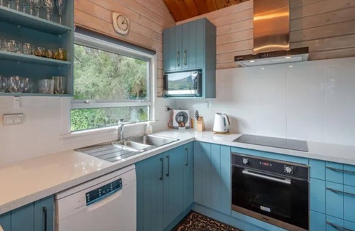 Akaroa House | Akaroa Oceanview Home