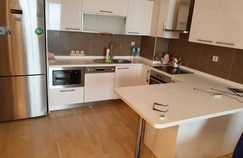 Esenyurt House | Discover Akbati AVM Esenyurt Istanbul with Pool & Breakfast