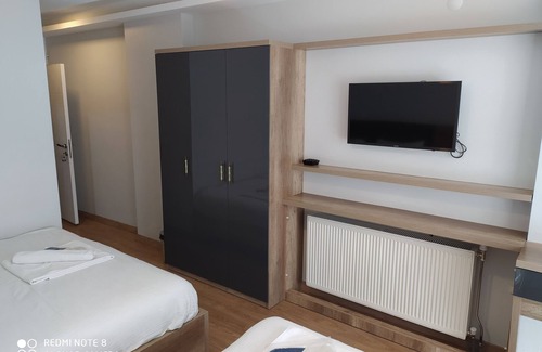 Ipekyolu Hotel | Comfortable Akdeniz Van Otel: Family-Friendly Stay Awaits