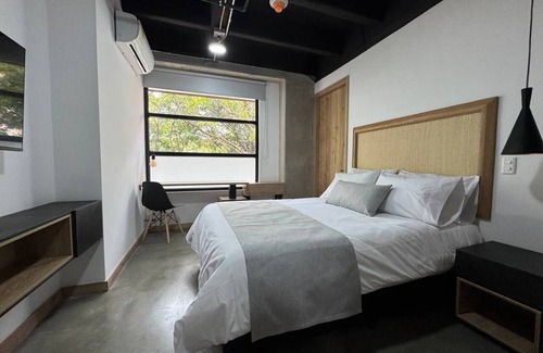 La Castellana Hotel | Akela Park