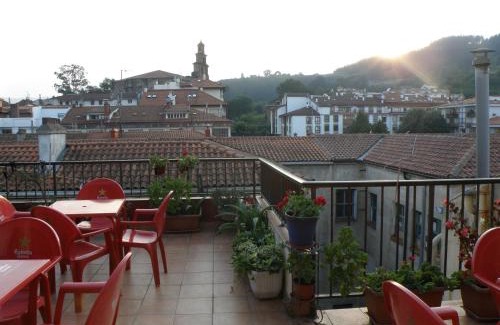 Gernika-Lumo House | Pet Friendly Haven at Akelarre Ostatua - Family Welcoming