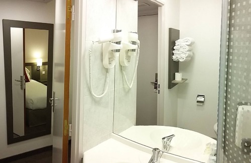 Saint-Witz Hotel | AKENA City Paris Nord Saint Witz