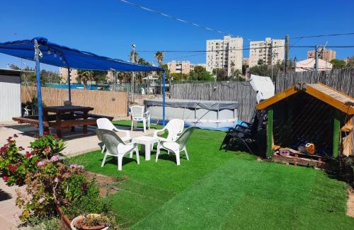 Arad House | Relax at Akhva Accommodation Unit with Oceanfront Views
