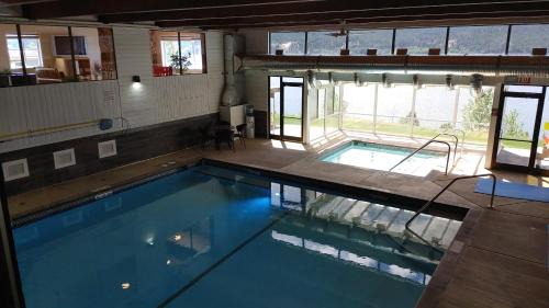 East Kootenay Resort | Ideal Family Lake Retreat at Akiskinook Resort!