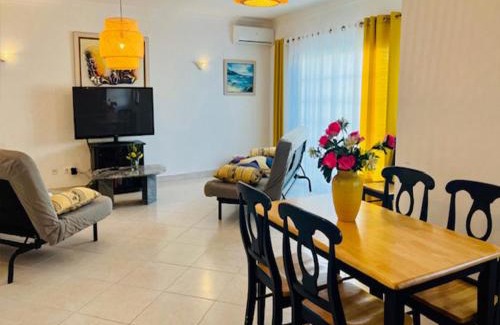Urbanizacao dos Calicos House | Relax at Akivillas Albufeira: Family-Friendly Retreat