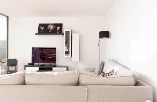 Santa Maria e Sao Miguel Villa | Akivillas Sintra Stone
