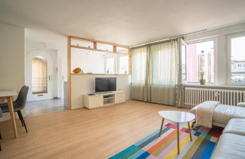 Oststadt/Stadtfeld Apartment | Relax at Akram Appartement I - Central & Serene Stay