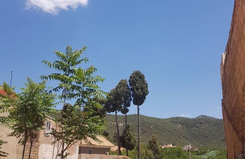 Azrou House | Experience Comfort at Akram Guest House with Great Amenities