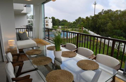 Cabo Negro Apartment | Inviting AKS Home Appart 1 with Oceanfront Pool Access
