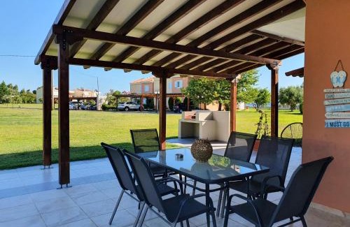 Sithonia House | Seafront Bliss at Aktea Houses - Rated 9.8/10