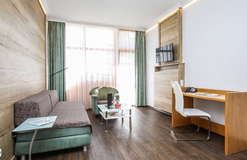 Bad Griesbach im Rottal Hotel | Enjoy Relaxation at AktiVital Hotel with Spa & Pool Access