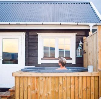 Sveitarfelagid Olfus House | Guest Rated 10/10: Akurgerði Guesthouse with Hot Tub