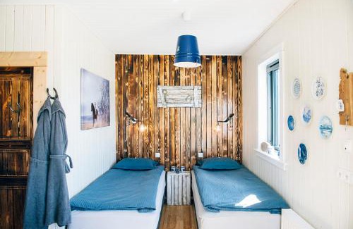 Sveitarfelagid Olfus House | Discover Akurgerði Guesthouse: Country Life Retreat with Hot Tub