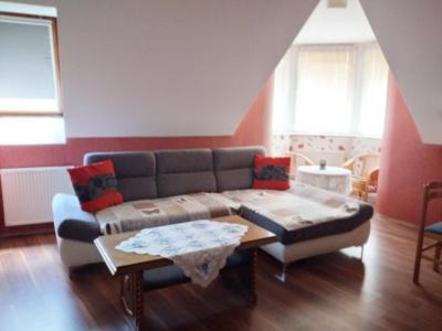 Bekescsaba House | Family-Friendly Alíz Vendégház with Excellent 9/10 Rating