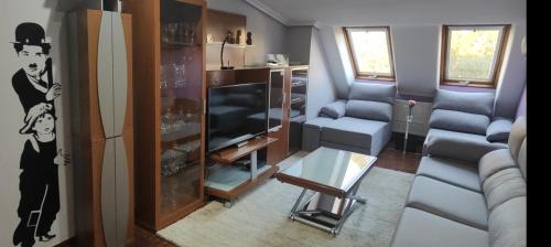 Lavadores Apartment | Experience Modern Comfort in Vigo with Family-Friendly Amenities