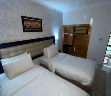 Oujda Hotel | Budget-Friendly Stay at Al Akhawayn with Great Amenities