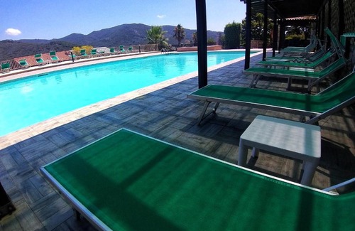 Campo nell'Elba Apartment | Experience Oceanfront Comfort at Al Barcoco Hotel