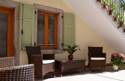 Cavedine Apartment | Discover Brenz: Family-Friendly Retreat at Lake Garda