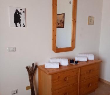 Testa dell'Acqua House | Discover Al Carosello: Pet-Friendly with Breakfast & Hot Tub