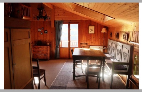 Champery Apartment | AL Champéry (Valais) conf apartment 4-6p, 2nd floor in wooden chalet, winter or summer.