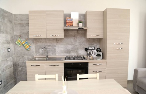 Decimomannu Apartment | Bright Al Civico 5 Apartment with Private Parking & Breakfast