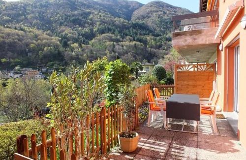 Intragna Apartment | Al Colombajo: Family-Friendly Retreat with Pool & Pets Welcome