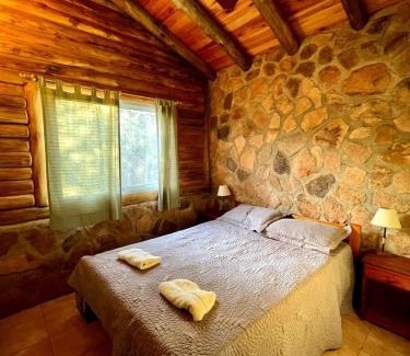 Nono Ski Chalet | Explore Al Encuentro Casas de Montaña - 4 Star Retreat