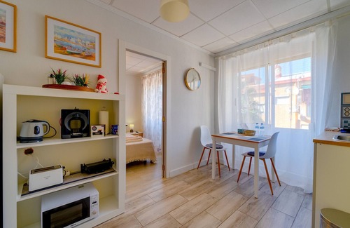 Pla del Bon Repos Apartment | Discover Estudio SOL: Family-Friendly Stay in Alicante