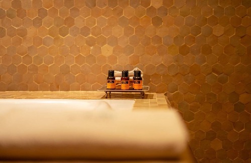 Agdal Hotel | Relax at Al Fassia Aguedal: 4-Star Oasis with Pool & Spa