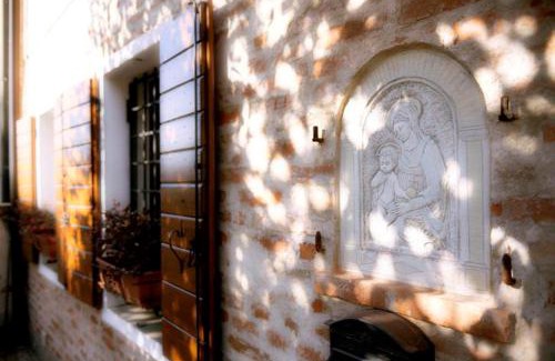 Borgoricco Hotel | Discover Al Gallo Nero: 9/10 Rated, Pet-Friendly Retreat