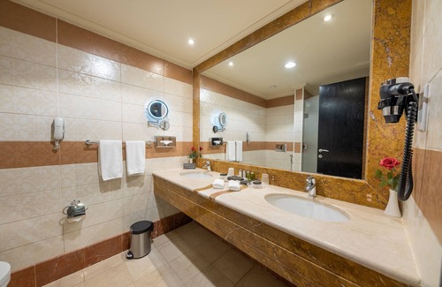 Ajyad Hotel | Discover Al Ghufran Safwah Hotel Makkah: 5-Star Comfort