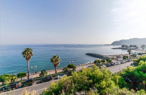 Arenzano House | Seaside Escape at Al Grande Pino – Family Friendly Retreat