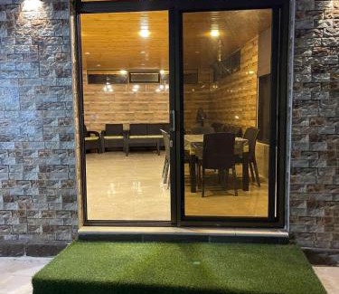 Suwailih Ski Chalet | Relax at Al-Hanan Villa: Family-Friendly & Pet-Welcoming