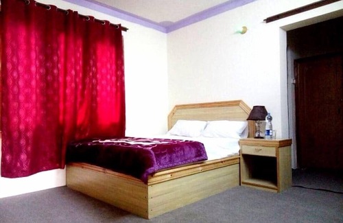 Hunza House | Cozy Al-Karim Family Guest House in Beautiful Hunza