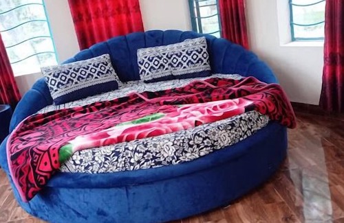 Balakot Hotel | Delightful Al Maidah Hotel with Breakfast & Family Amenities