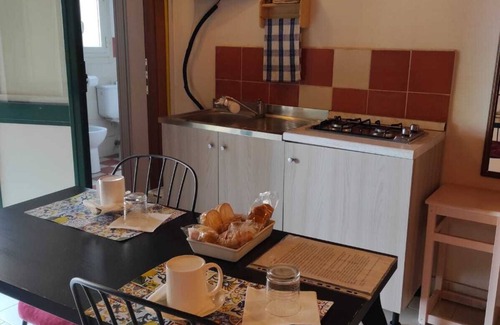 Picanello-Ognina-Barriera-Canalicchio Bed & Breakfast | Exceptional Al Mare in Città: Family-Friendly & Breakfast Included