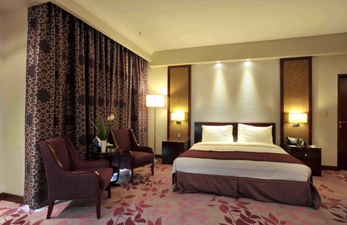 Ajyad Hotel | Discover Al Marwa Rayhaan by Rotana: 5-Star Eco-Friendly Retreat