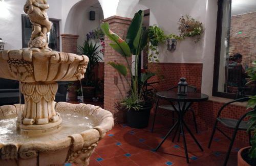 Almodovar del Rio Bed & Breakfast | Discover Al-Mudawar Casa Rural: Pet-Friendly Retreat