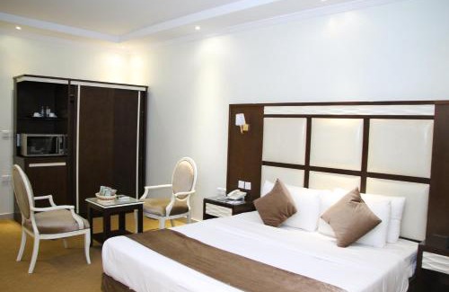 Hafr Al Batin Apartment | Discover Al Muhaidb Residence Al Dowally: Family-Friendly Stay